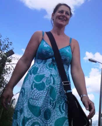 Dominatricerencontre Béziers: plan cul sous autorité inflexible rencontre-BDSM-Béziers