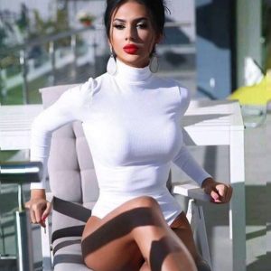 Un verre de trop et me voilà à poster ça… Valeria - rencontre-Milf-Reims